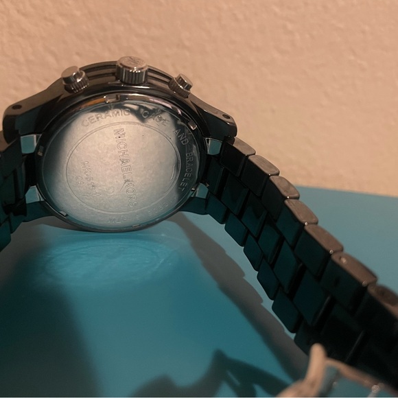 Michael Kors watch - Picture 6 of 10